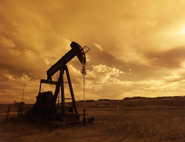 Oil Update: Oil down as US production increases, Inventories rise