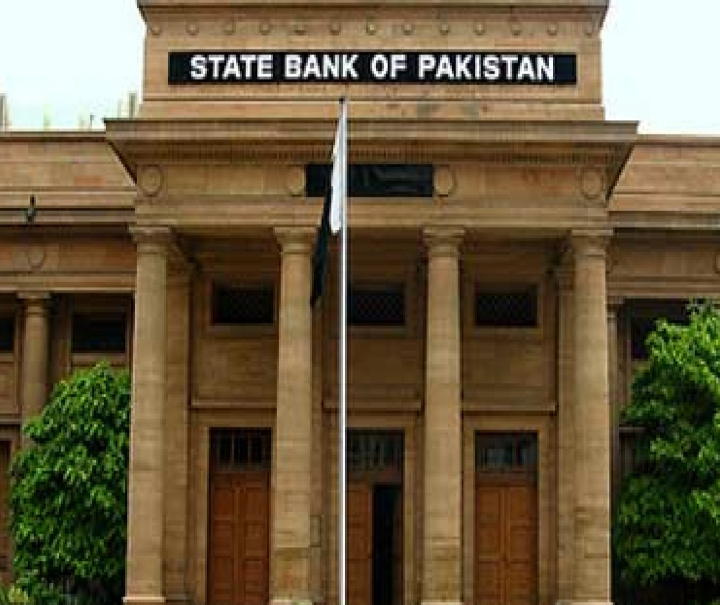 SBP to observe previously announced banking timings during lockdown till April 28