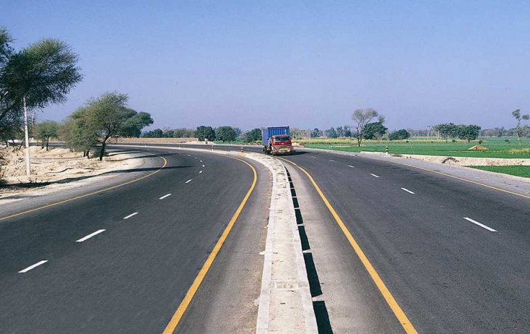 Hakla-DI Khan road to be completed next year: Sheikh Aftab
