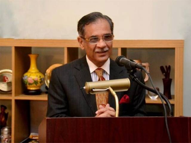 CJP offers assistance to government in  bringing back funds from Pakistanis foreign accounts