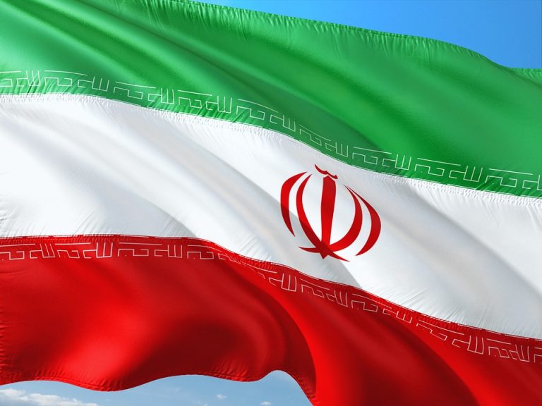 Iran favors raising trade volume with Pakistan to $5 billion