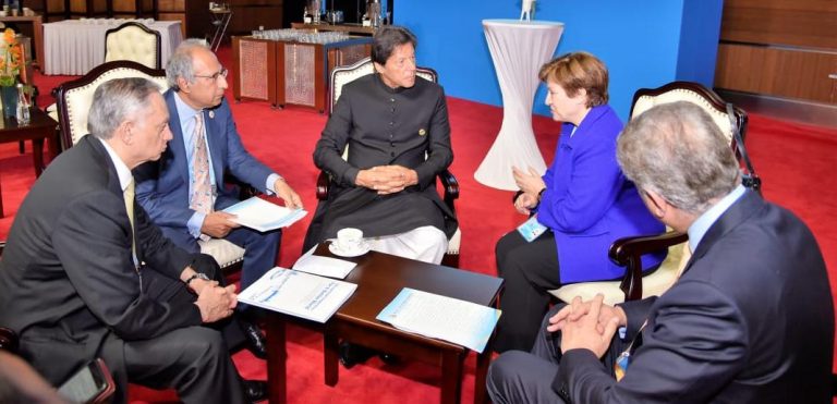 PM holds a meeting with CEO of World Bank