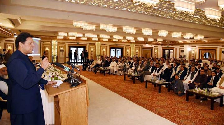 PM emphasizes role of industry to steer country out of economic difficulties