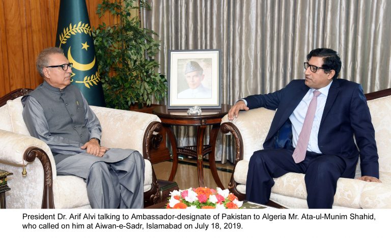 President calls for proactive steps to enhance Pak-Algeria trade
