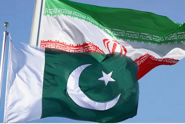 FM reiterates Pakistan’s desire to work with Iran to strengthen bilateral ties