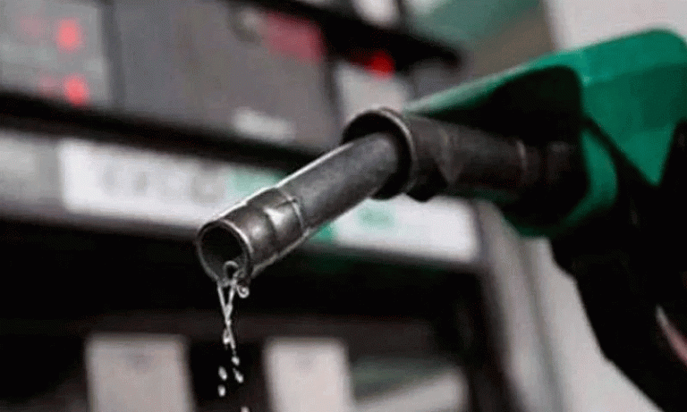 Petrol price in Pakistan at lowest level in region