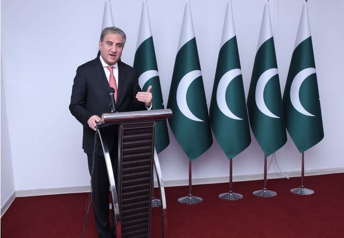 Pakistan to expand economic, trade ties with EU: FM