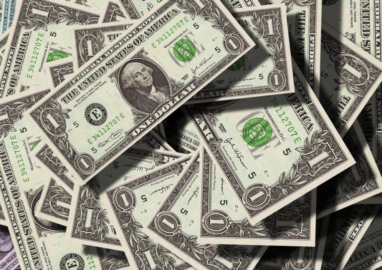 Intraday Report: Dollar crosses 180 in interbank