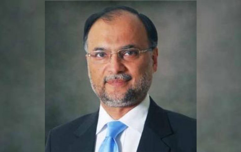 Ahsan Iqbal pledges timely completion of Sindh projects