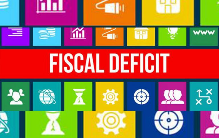 U.S. federal deficit totals 360 bln USD in first 7 months of FY2022