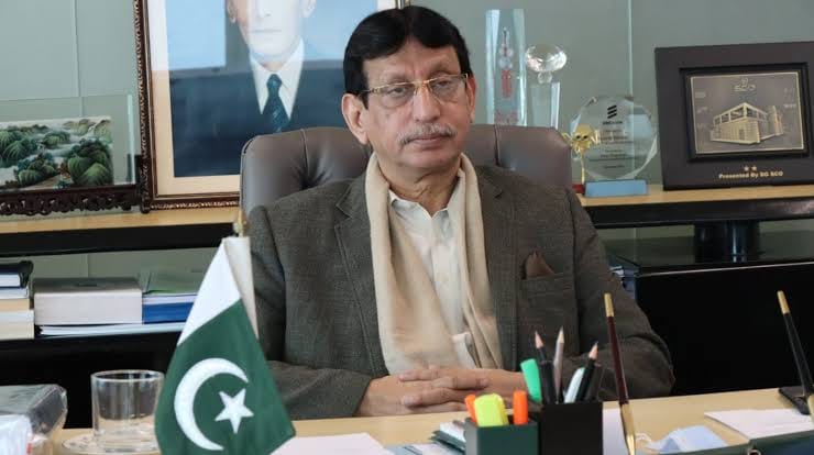 IT Park to be established near Karachi Airport: Amin ul Haq