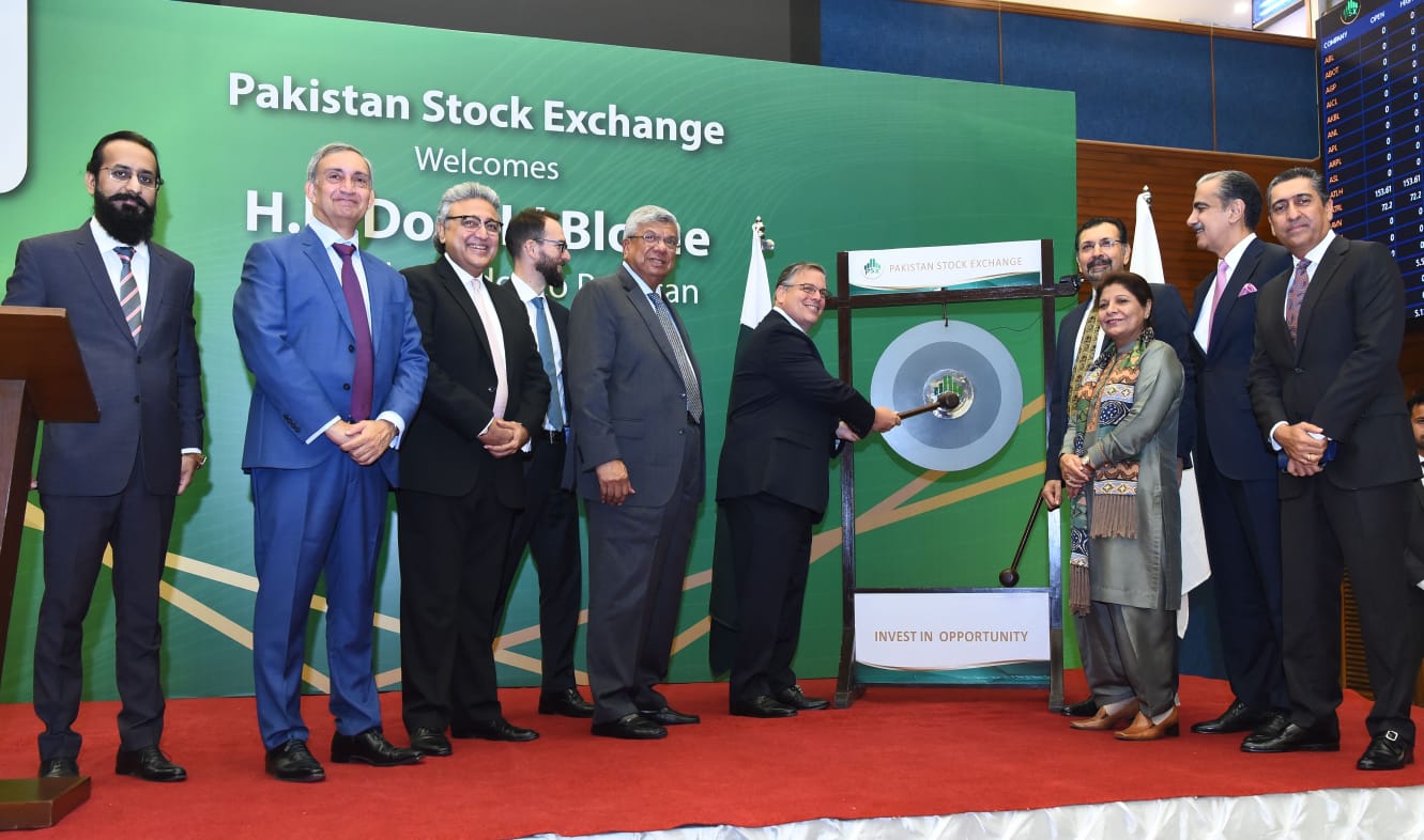 PSX welcomes US Ambassador visit with a Gong Ceremony