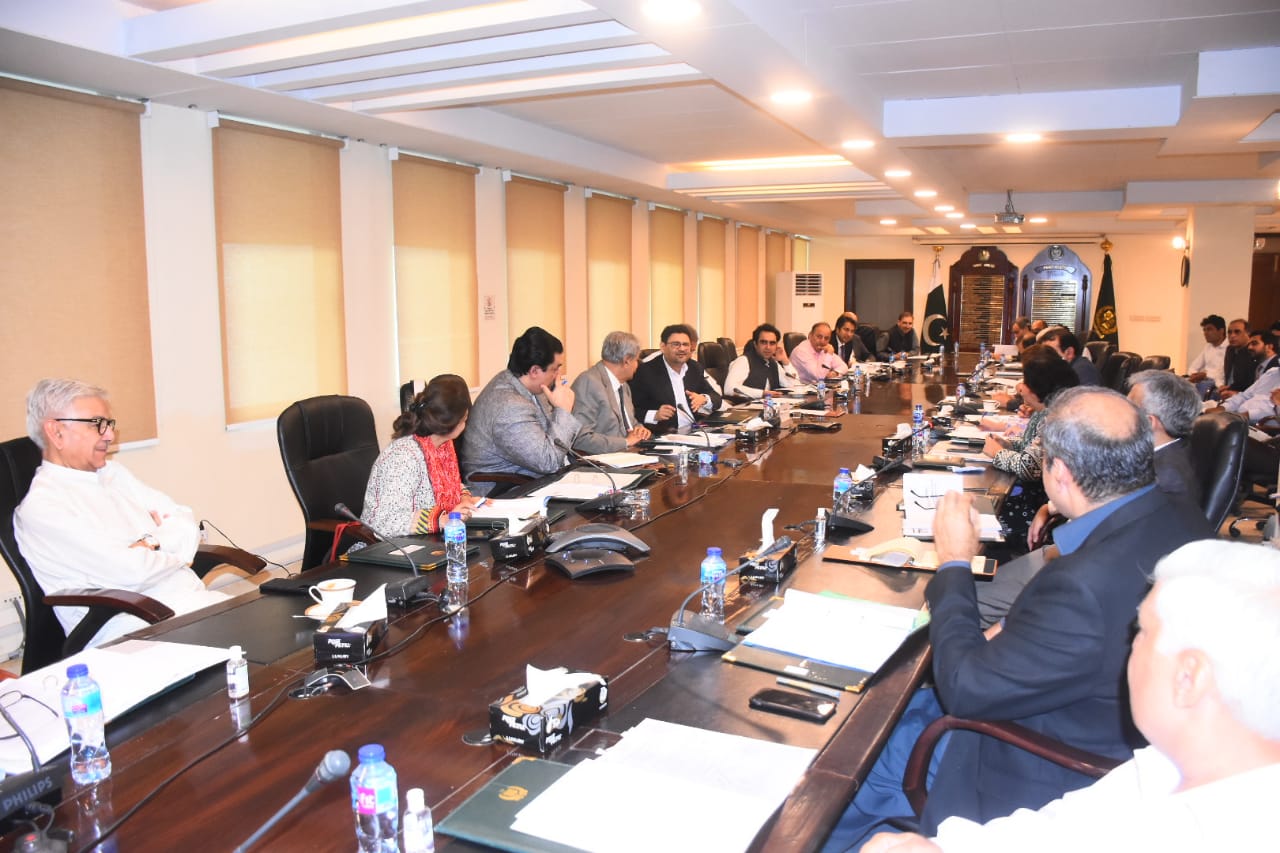 ECC approves rate of RLNG at $9/mmbtu for five export-oriented sectors