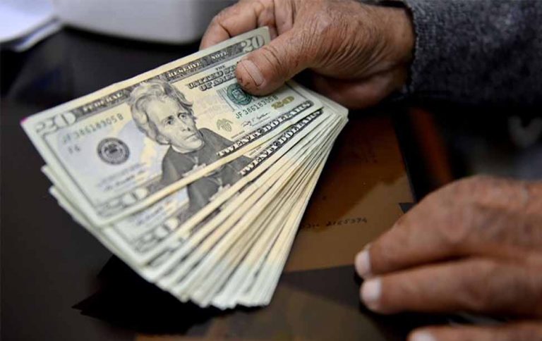 PKR soars against US dollar, up by 6.5 rupees in a week
