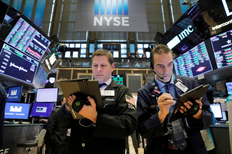 US Stock Market Indexes Close Mixed