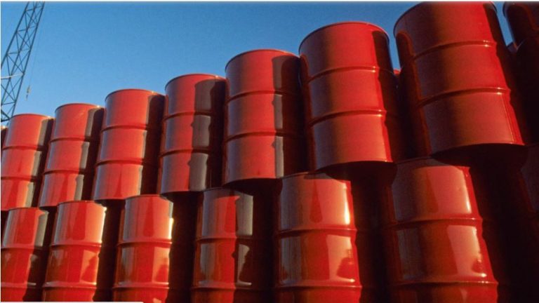 Global oil prices edge higher on supply disruptions