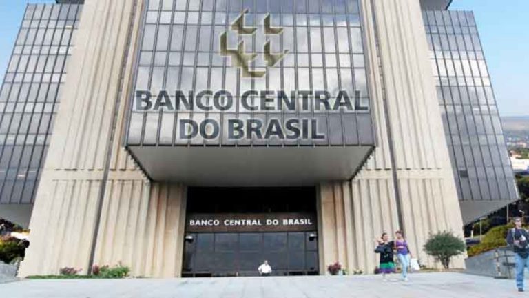Brazil keeps policy rate unchanged