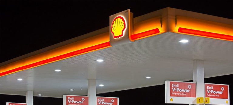 Shell not closing business or laying off employees: Ishaq Dar