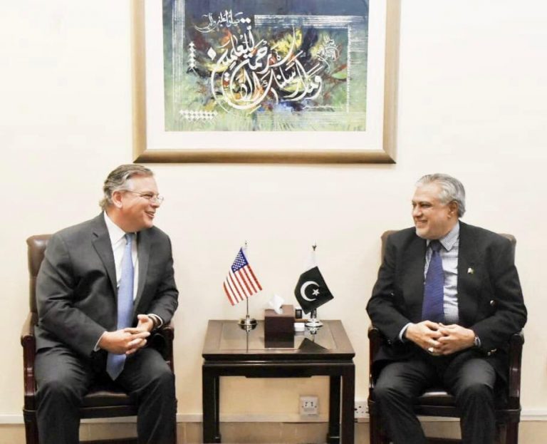 US Ambassador lauds Pakistan’s economic policies, pledges support